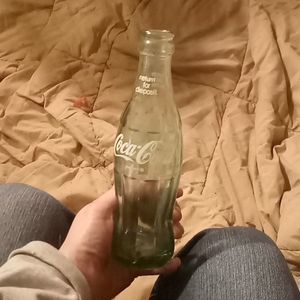 ATLANTA GA RARE VINTAGE GREEN GLASS EMBOSSED COCA COLA COKE BOTTLE 6 1/2 OZ